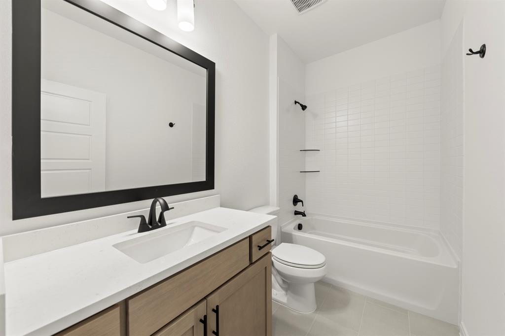 5313 Archeron Avenue Property Photo 28