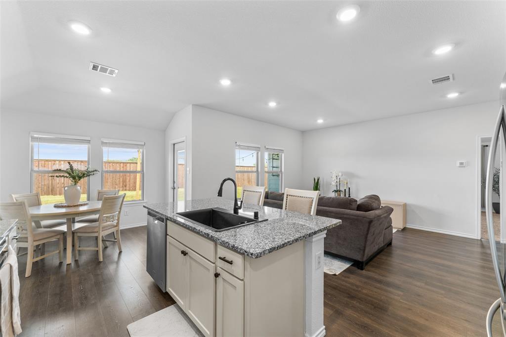 1322 Community Way Property Photo 1