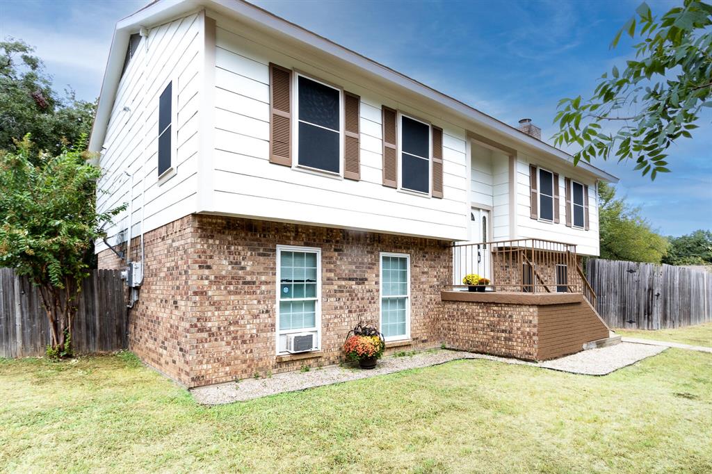 5000 Bama Drive Property Photo 1