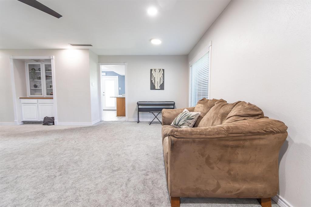 5000 Bama Drive Property Photo 10