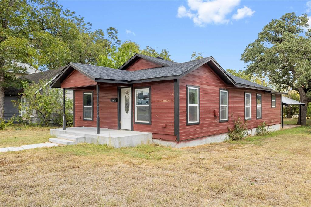 1620 Vincent Street Property Photo 1