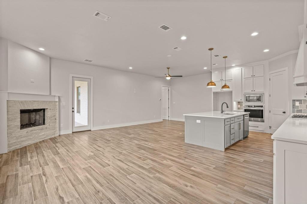 109 Maddox Place Property Photo 4