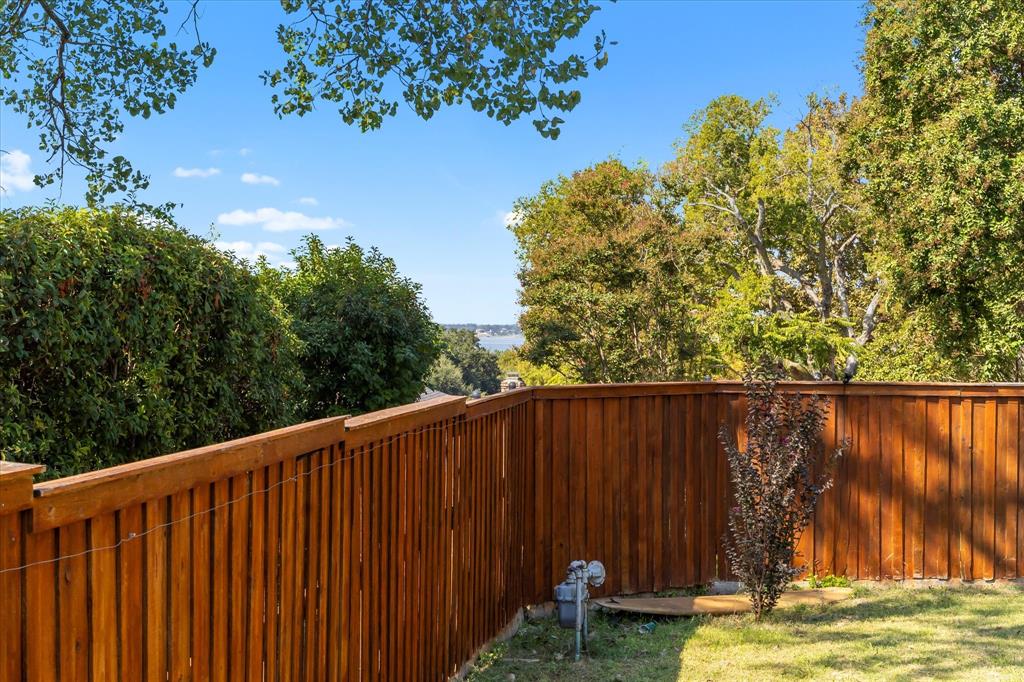 211 Rockbrook Drive Property Photo 31