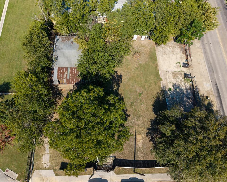 2751 Clarence Street