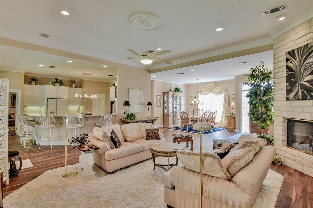 4922 Viejo Property Photo 9