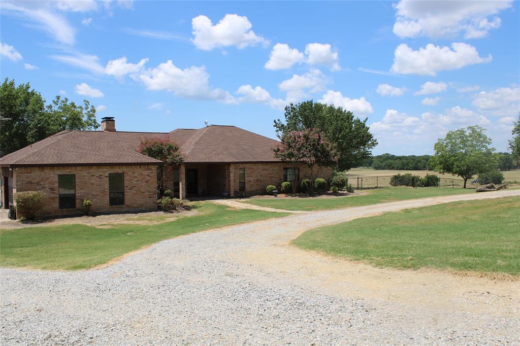 4147 County Road 494 Property Photo 2
