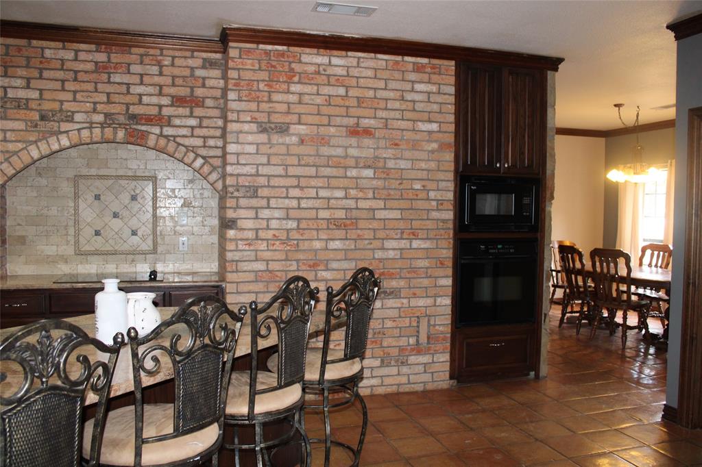 4147 County Road 494 Property Photo 9