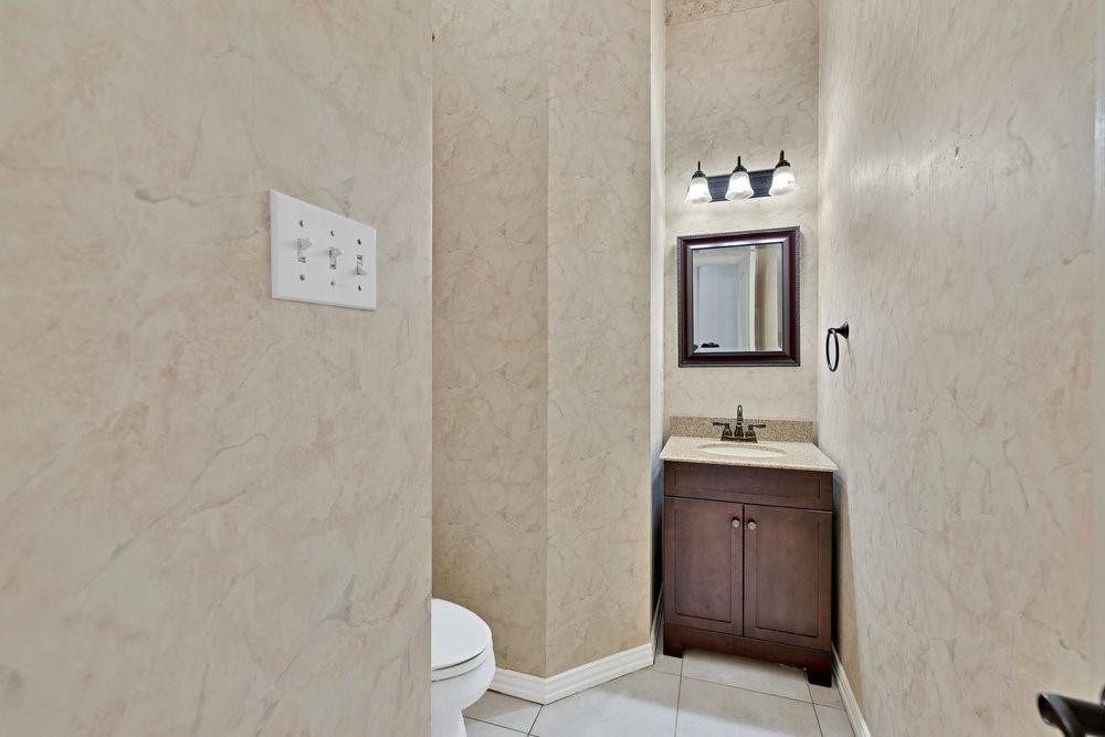 7308 Wooded Acres Trail Property Photo 10