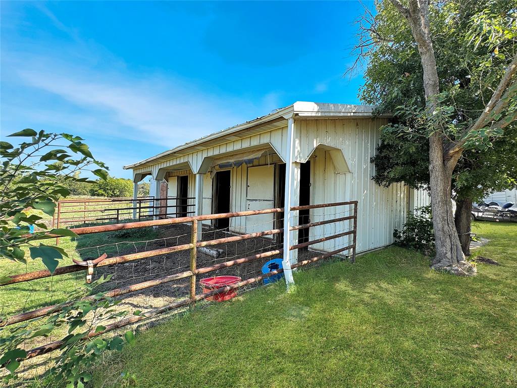 5167 Rock Hill Road Property Photo 6