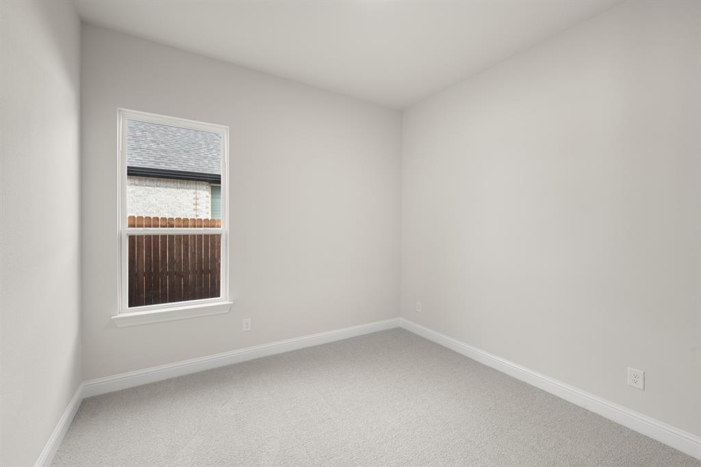 5410 Rowlan Row Property Photo 10