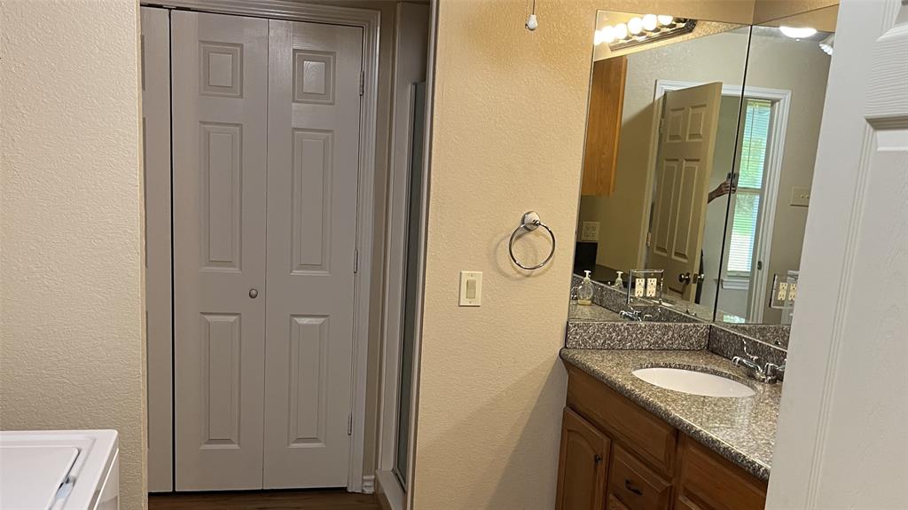 3841 Ledgestone Lane Property Photo 7