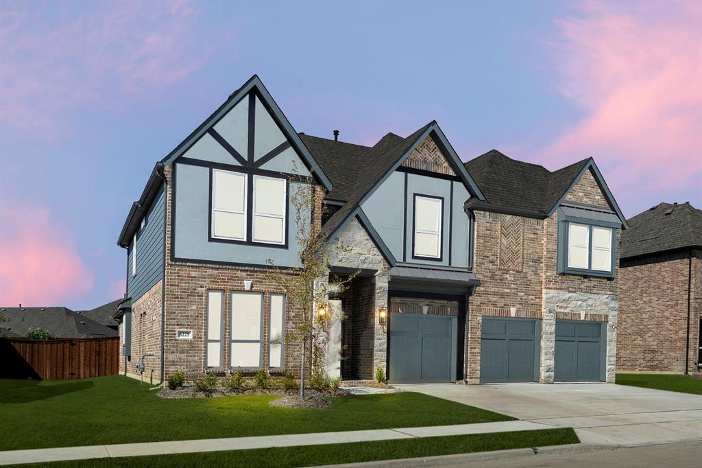 6225 Mulberry Creek Drive Property Photo 2