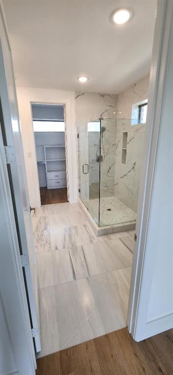 3338 Sylvan Avenue Property Photo 8