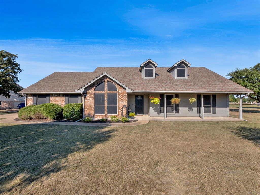 1020 Oak Hollow Lane Property Photo 1