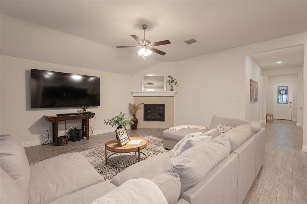 128 Wenham Way Property Photo 16