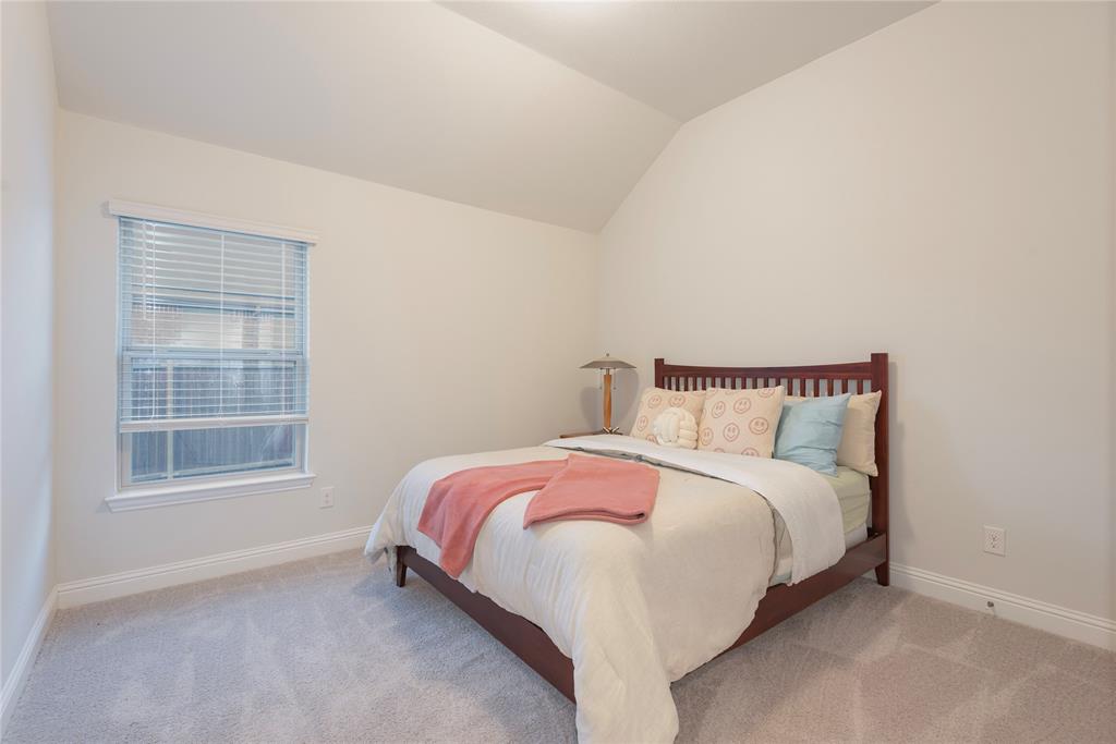 128 Wenham Way Property Photo 31