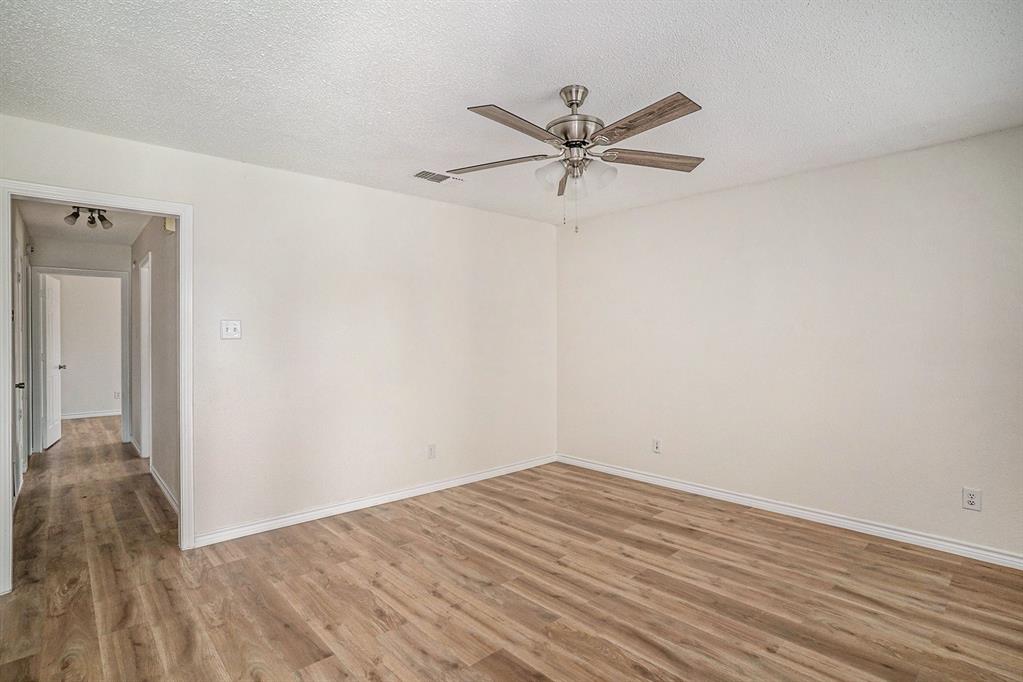 602 Mcanear Street Property Photo 8