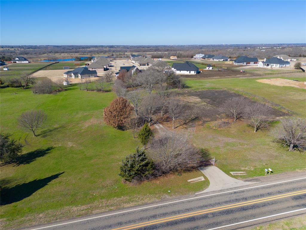 2500 Weston Road Property Photo 3