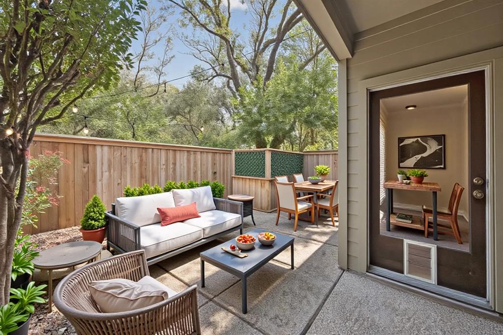 6742 E Northwest Highway Property Photo 30