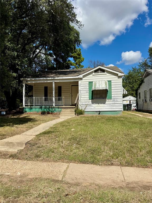 2838 Midway Street Property Photo 1