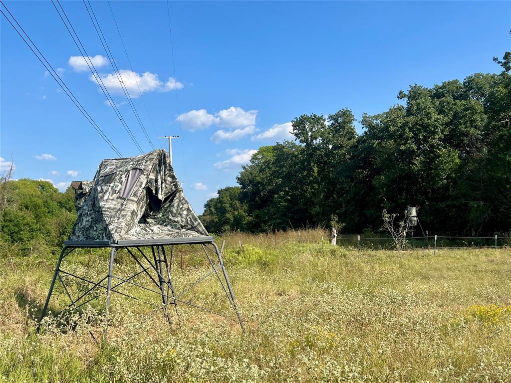19149 Fm-744 Property Photo 32