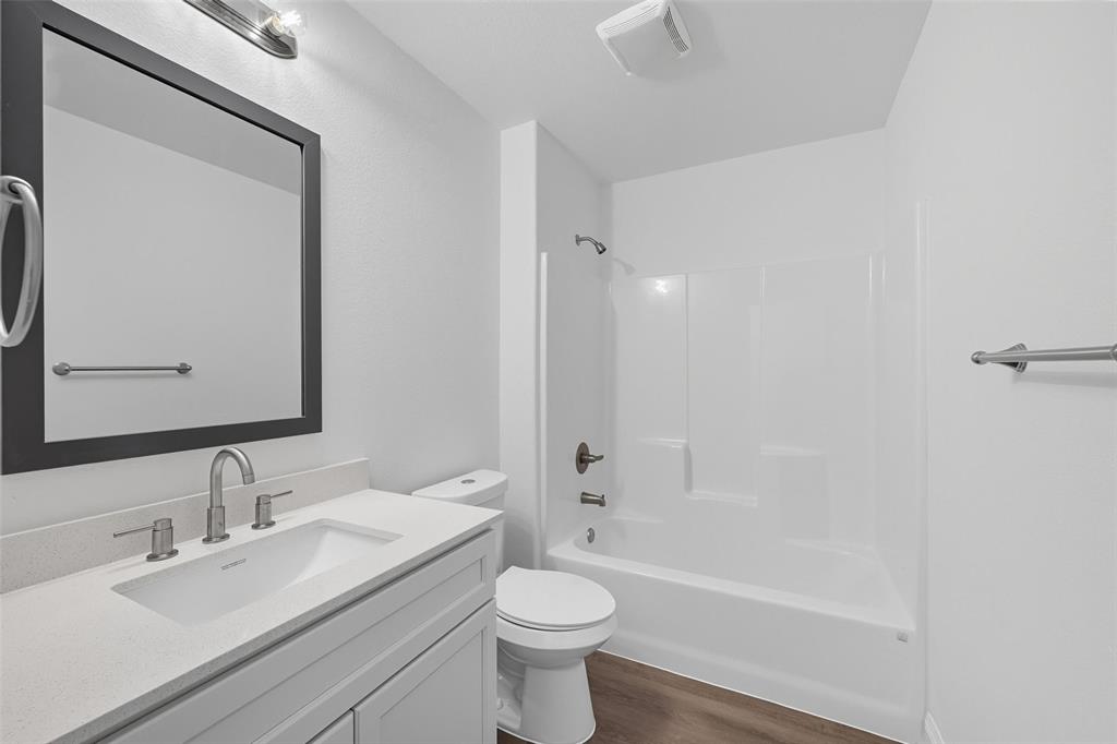 415 W Monterey Street Property Photo 15