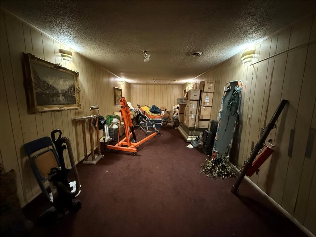 601 Ashburn Street Property Photo 14