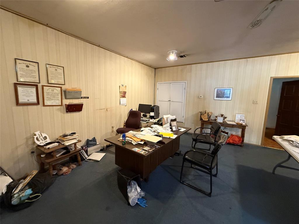 601 Ashburn Street Property Photo 18