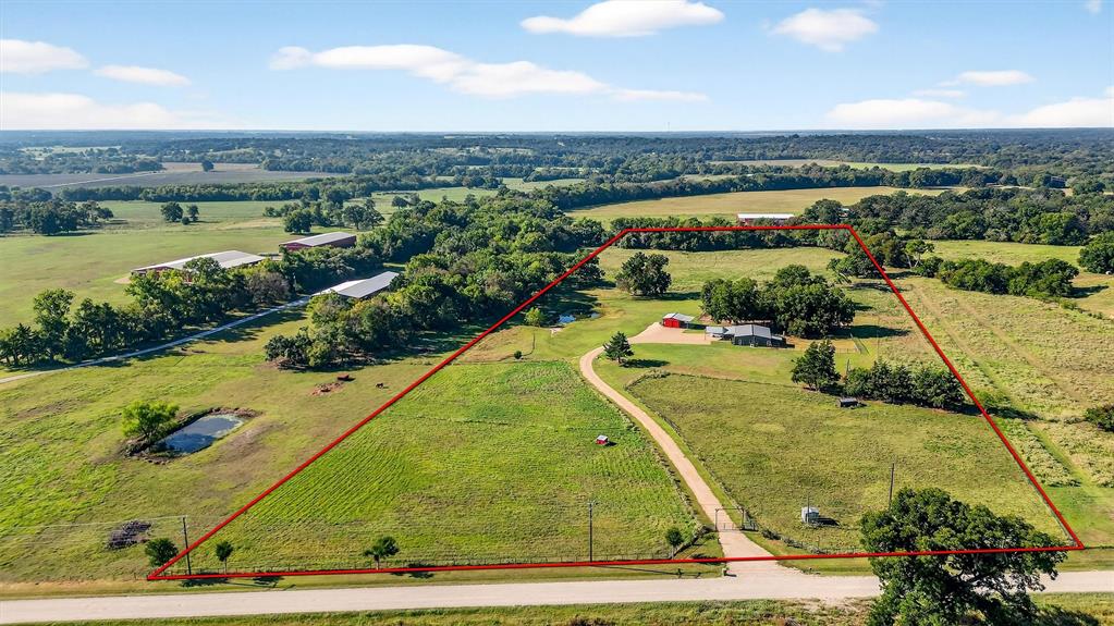 1700 Elmore Road Property Photo 3
