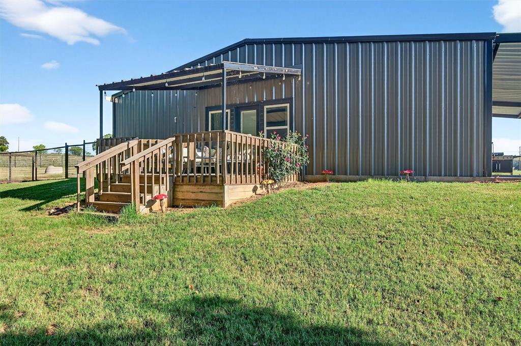 1700 Elmore Road Property Photo 13