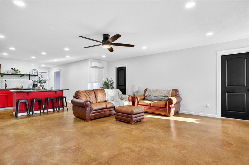 1700 Elmore Road Property Photo 15