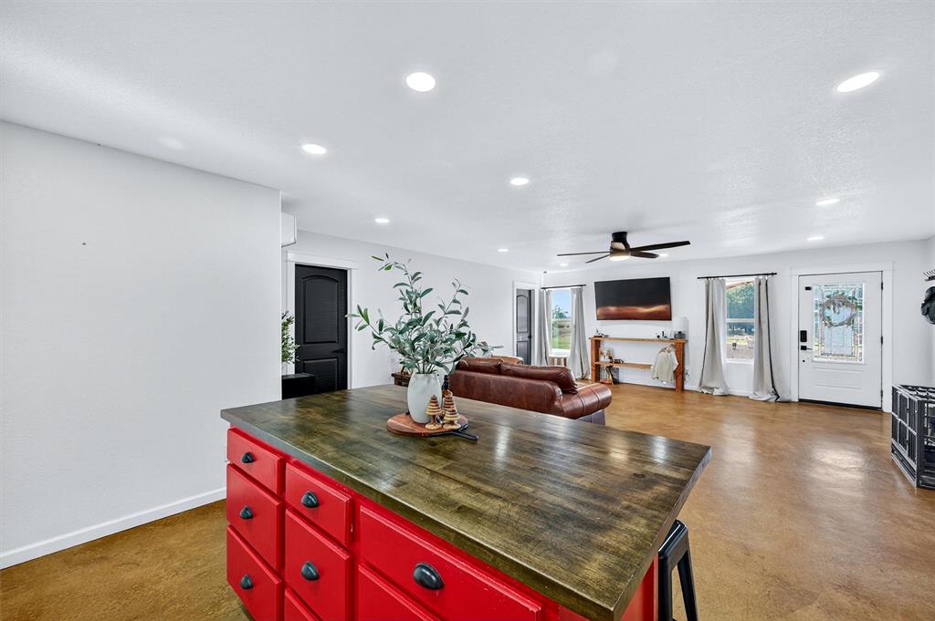 1700 Elmore Road Property Photo 17