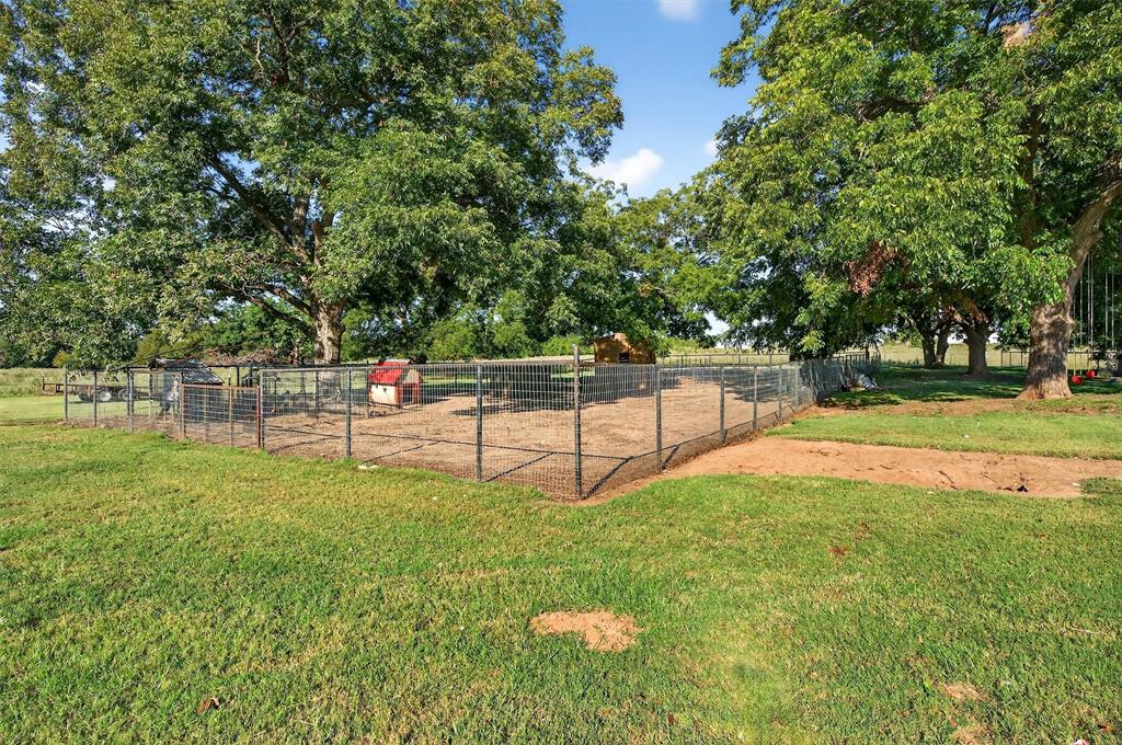 1700 Elmore Road Property Photo 33