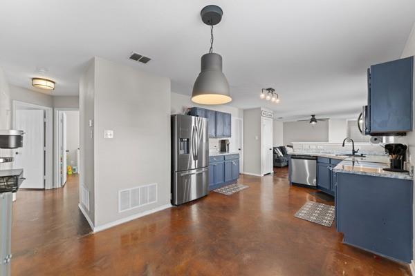 6724 Meadow Way Lane Property Photo 10