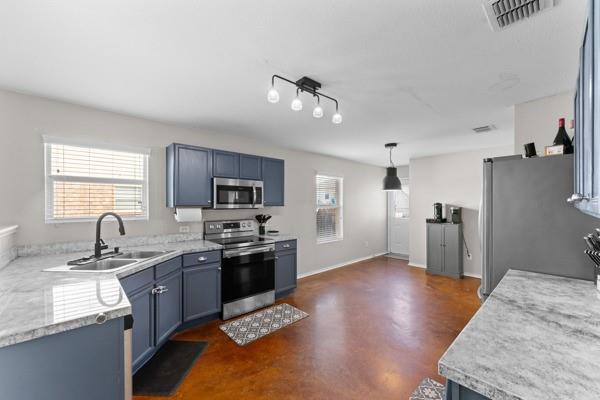 6724 Meadow Way Lane Property Photo 12