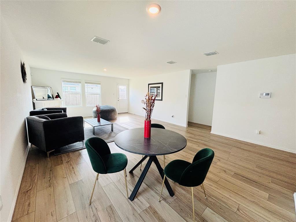 5223 Lavender Drive Property Photo 9