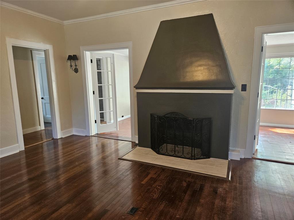 521 Wilkinson Street Property Photo 2