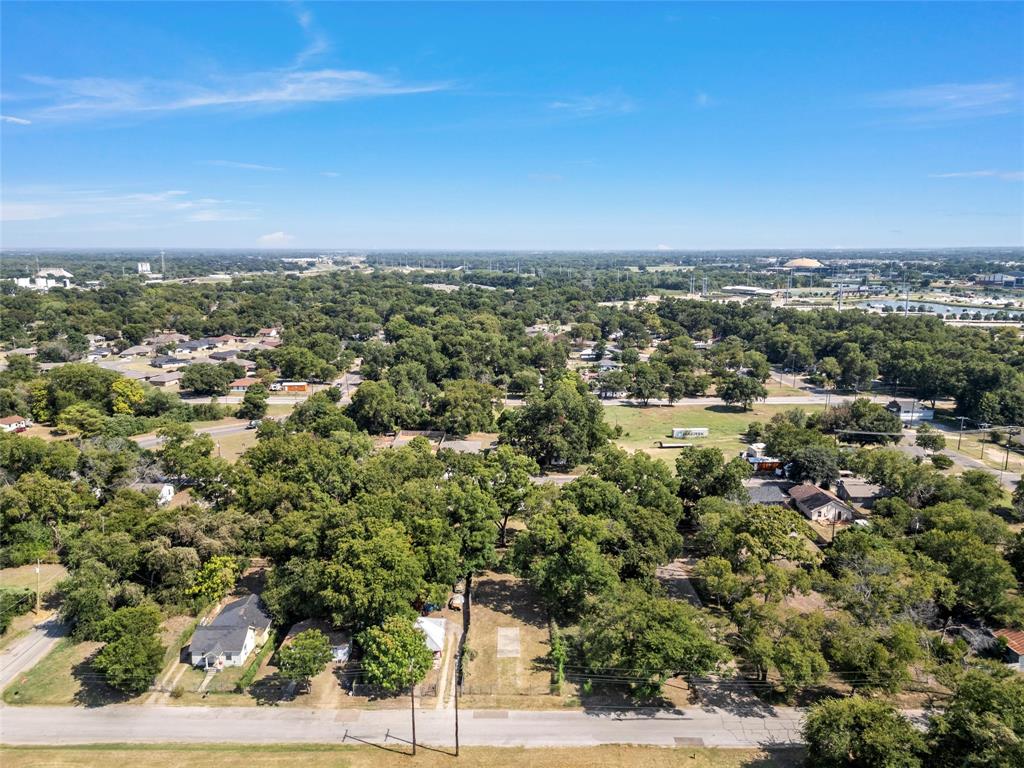 1003 E Clay Street Property Photo 6