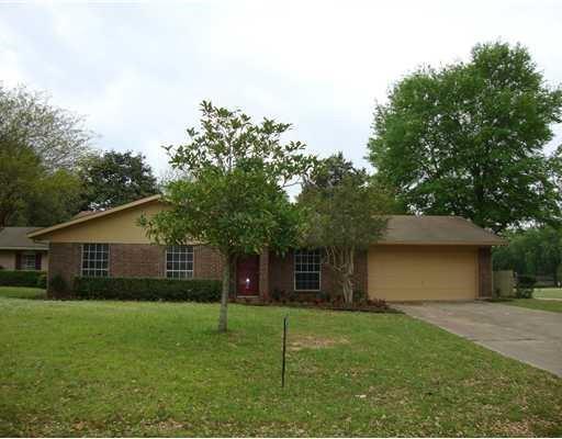 813 Kingston Court Property Photo 1