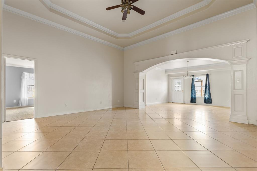490 Lynne Drive Property Photo 5