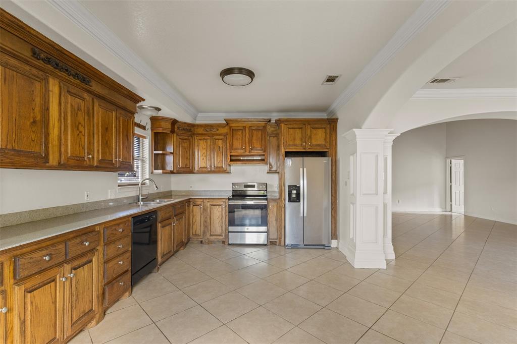 490 Lynne Drive Property Photo 11