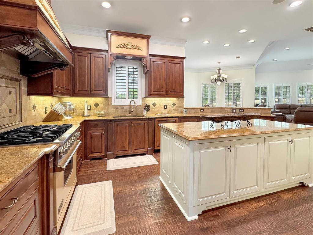 6565 Rockridge Property Photo 8