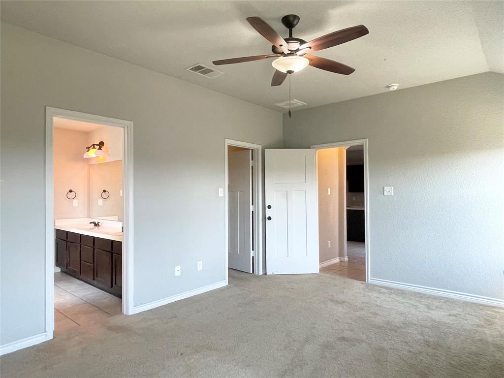 2525 Elk Creek Street Property Photo 16