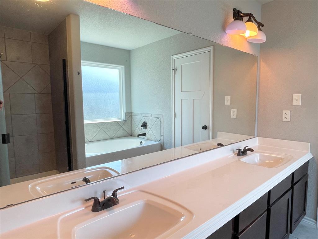 2525 Elk Creek Street Property Photo 21