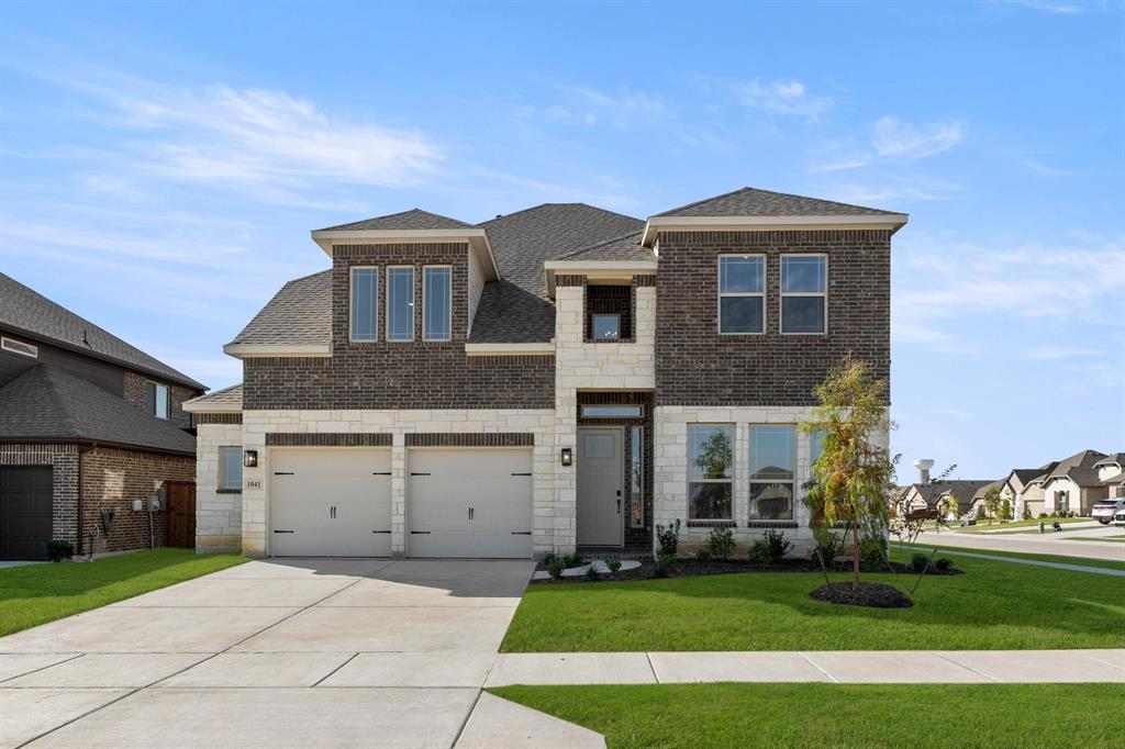 1041 Moss Grove Trail Property Photo 1