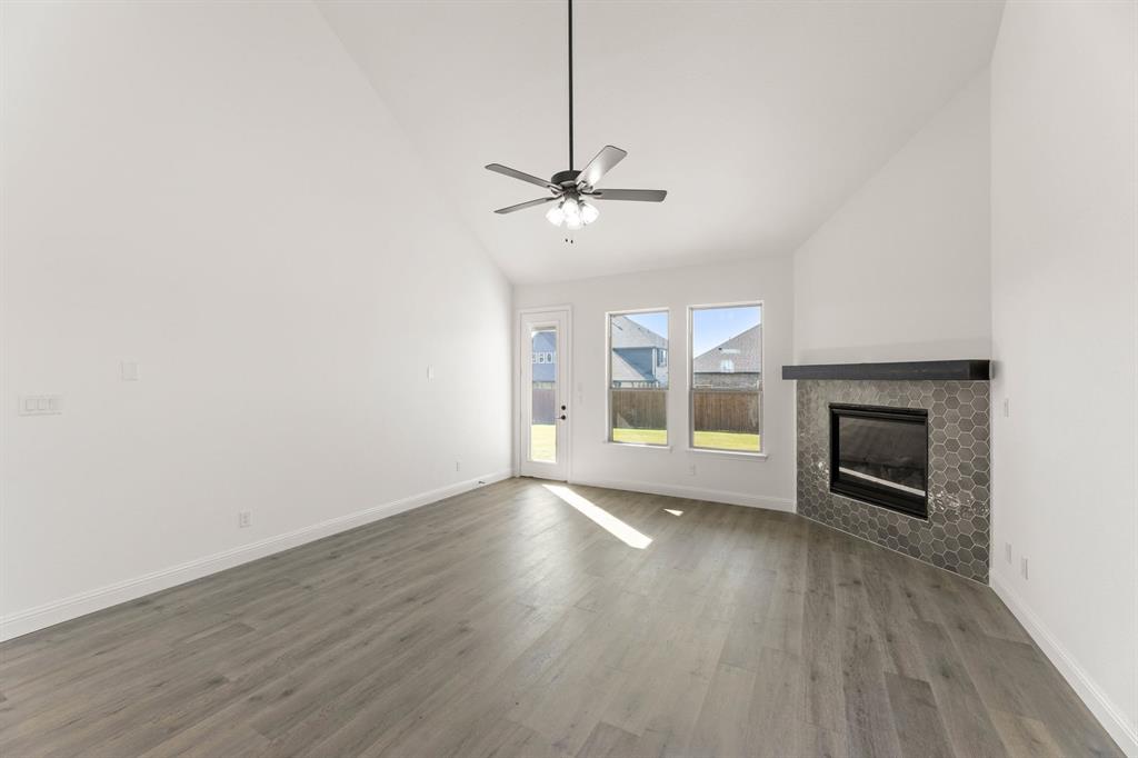1041 Moss Grove Trail Property Photo 7