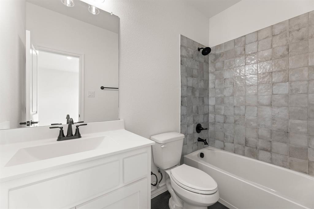 1041 Moss Grove Trail Property Photo 22