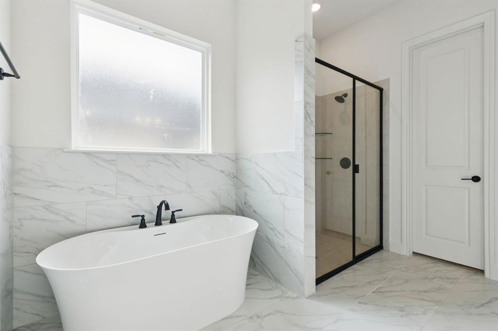 1090 Foxtail Drive Property Photo 12