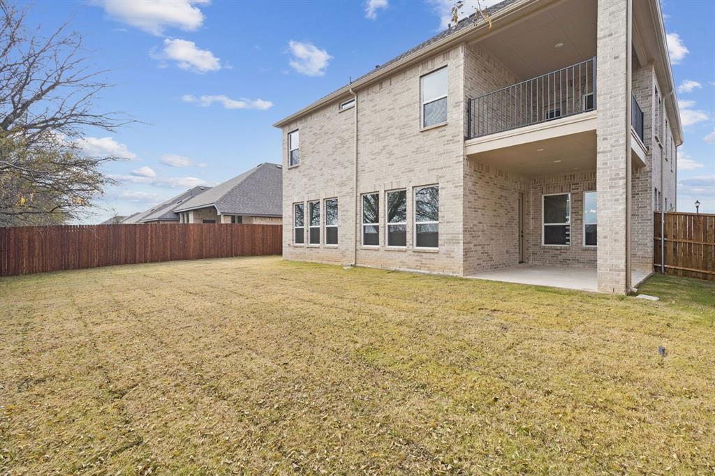 1090 Foxtail Drive Property Photo 18