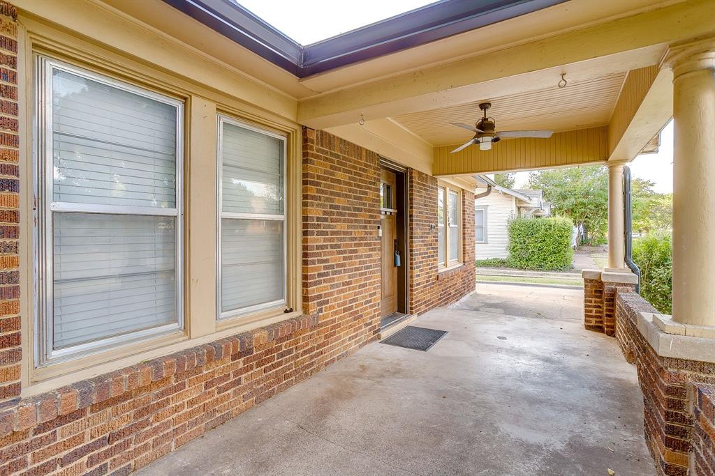 2209 W Rosedale Street Property Photo 1